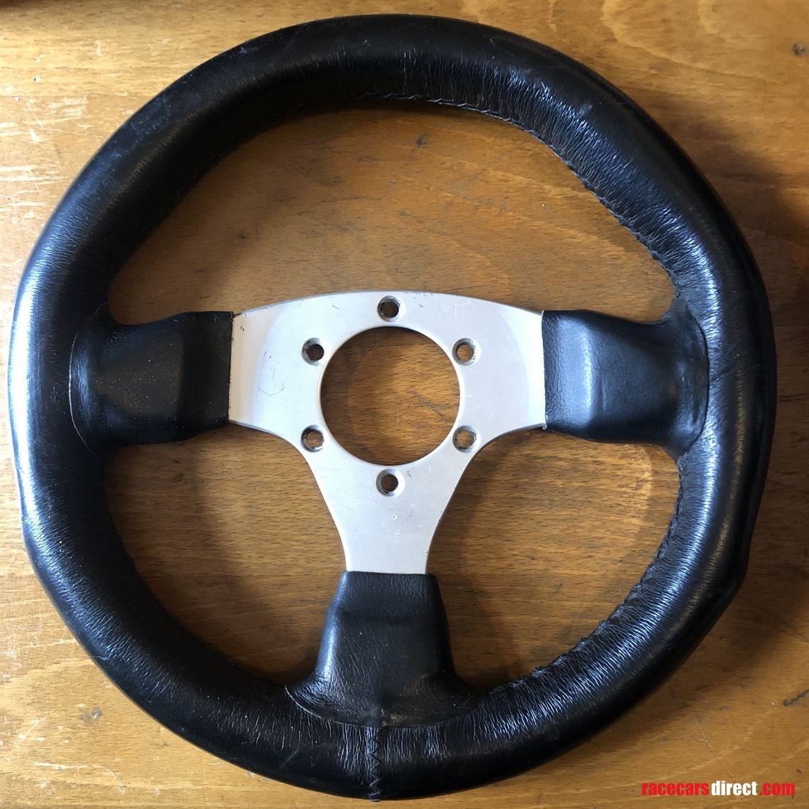 12leather-rim-steering-wheel
