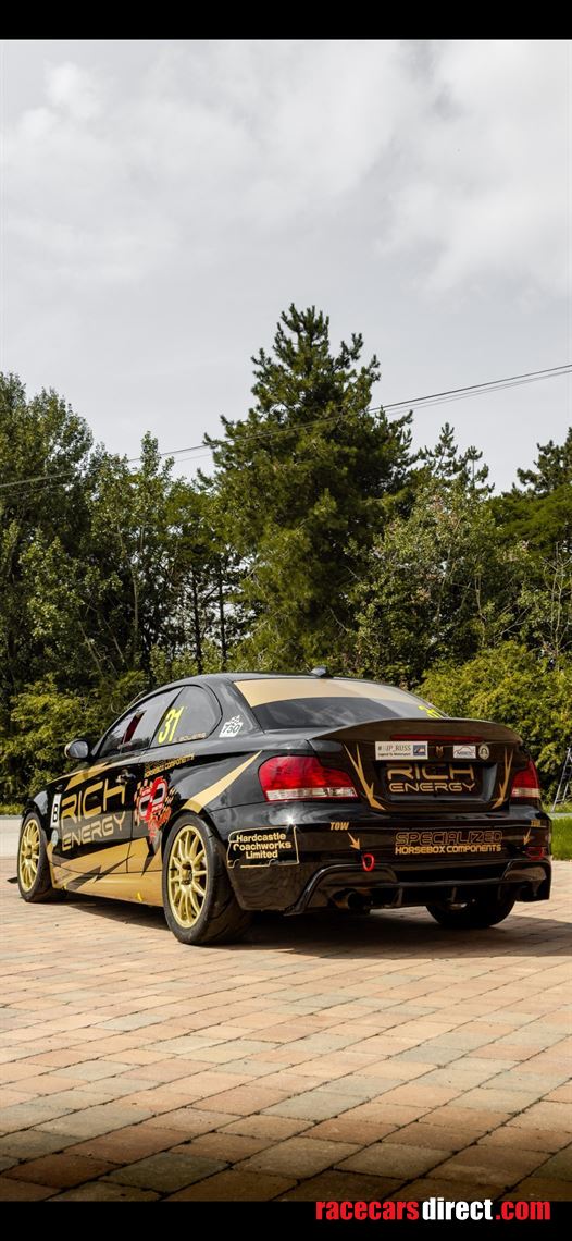 bmw-m135-racetrack-car