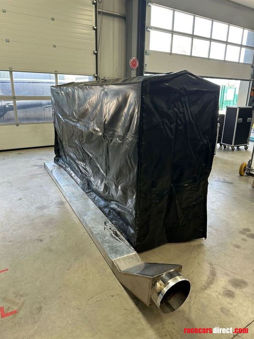 Custom 4 Bay Tyre tent