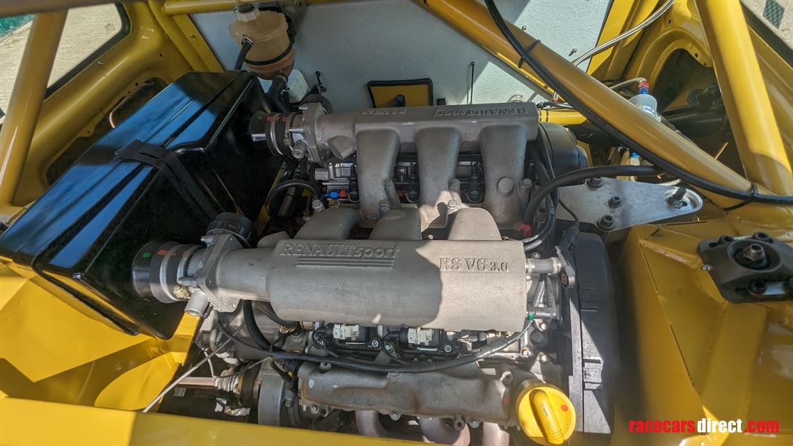 renault-clio-v6-trophy