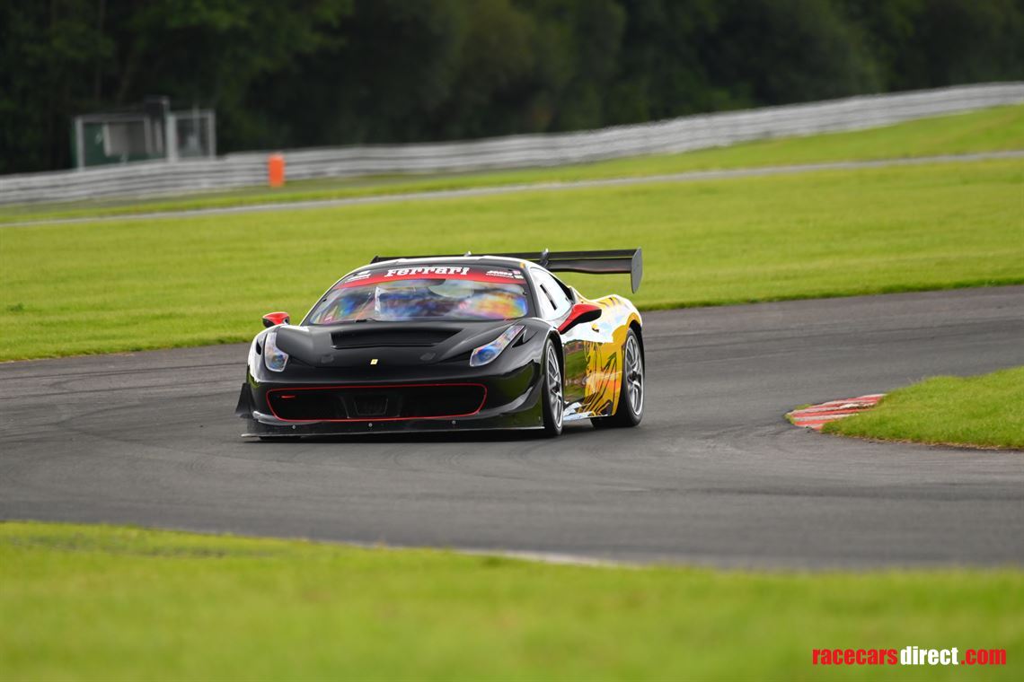 ferrari-458-challenge-evo-2