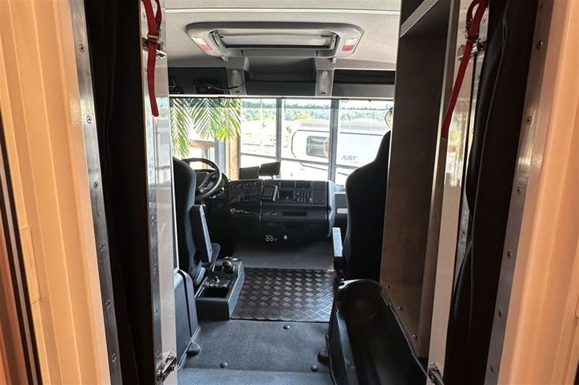 man-18340-44-mit-3-sperren-echtes-schweizer-h