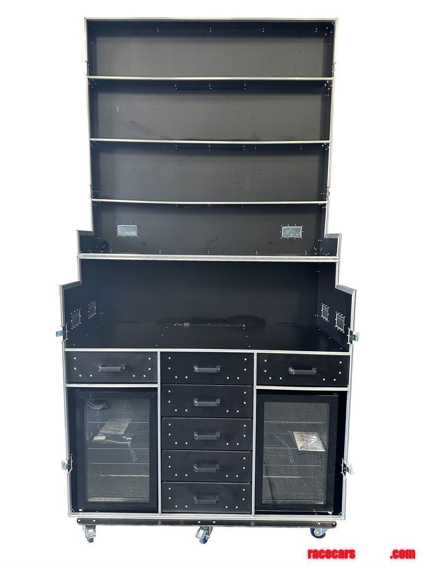 vmep-hospitality-case-with-two-fridges---vme-