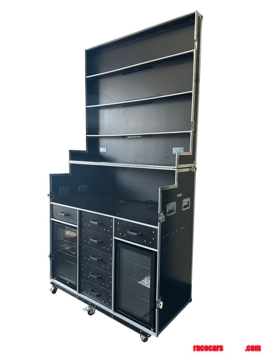 vmep-hospitality-case-with-two-fridges---vme-