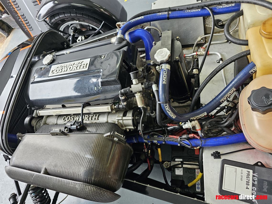 2007-caterham-7-c400-racetrack-car