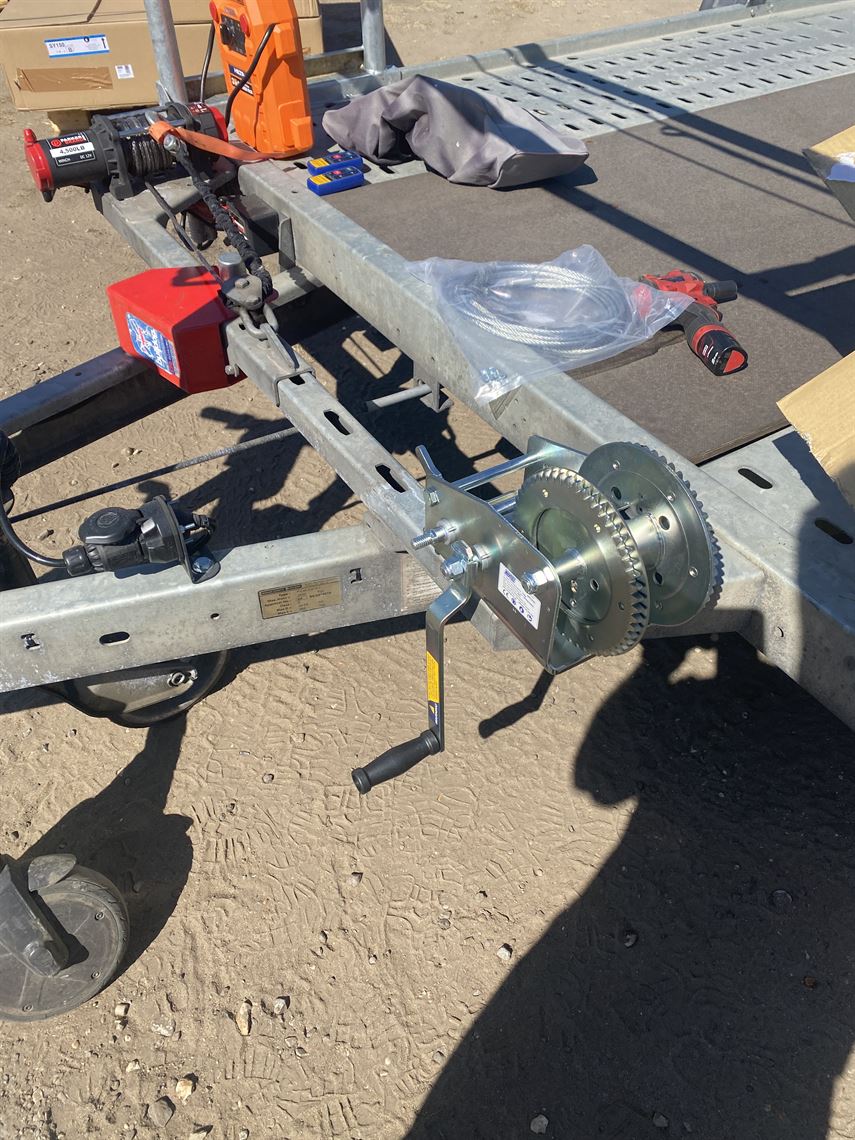 brian-james-a4-125-2423-trailer-four-wheels