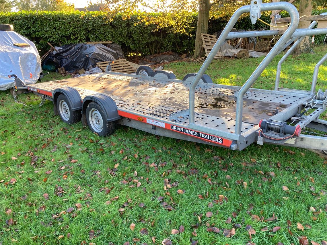 brian-james-a4-125-2423-trailer-four-wheels