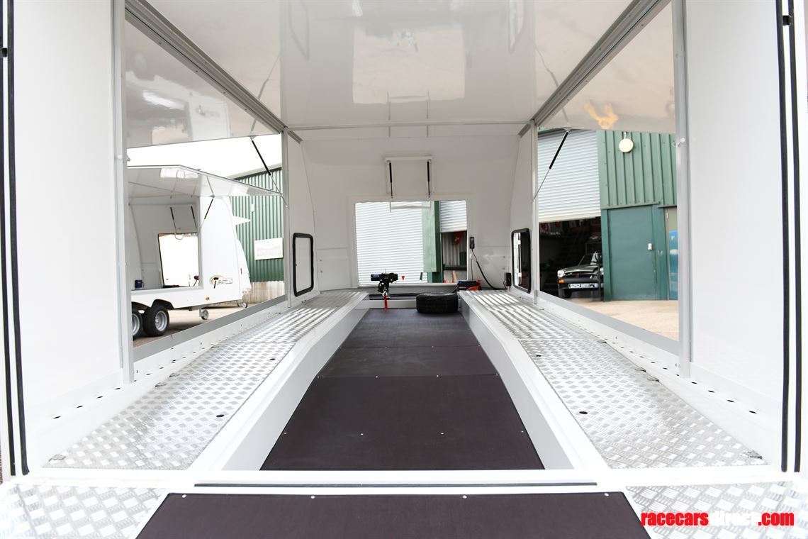 new-order-turatello-f30-race-rally-trailer