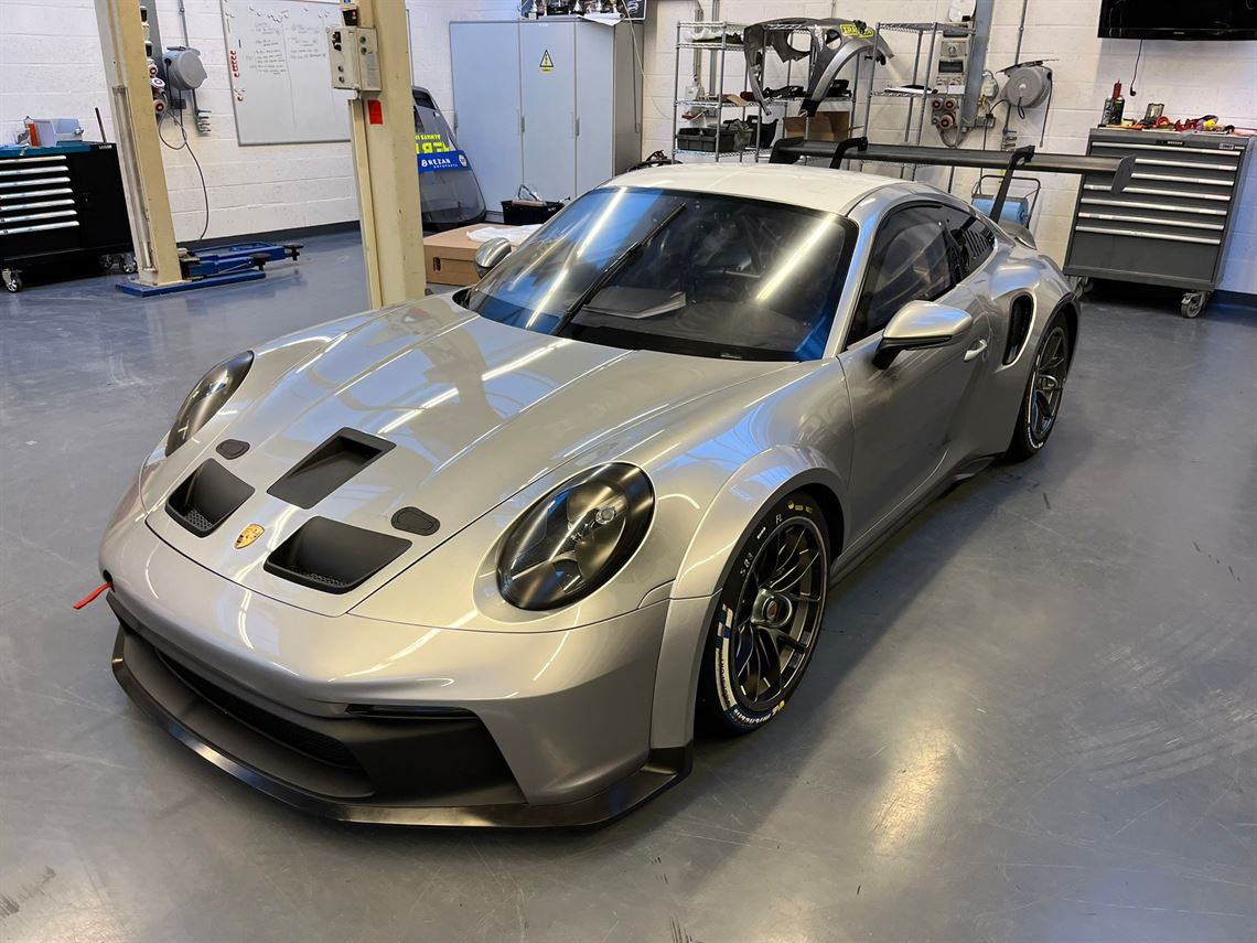 2021-porsche-911-992-gt3-cup