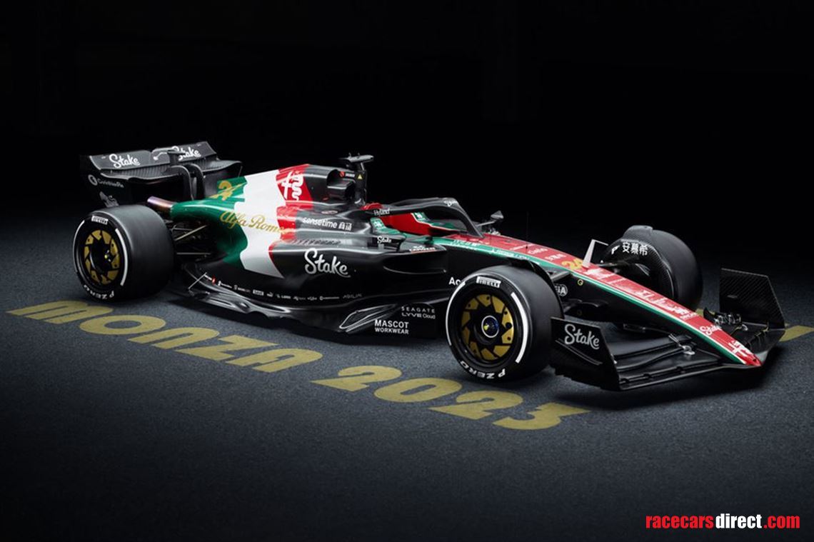 official-alfa-romeo-f1-team-stake-c43-italian
