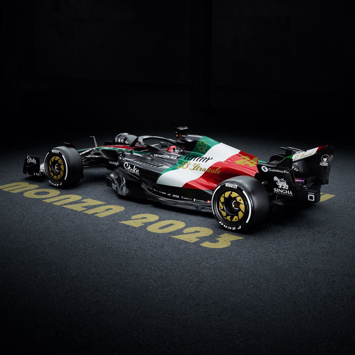 official-alfa-romeo-f1-team-stake-c43-italian