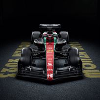 official-alfa-romeo-f1-team-stake-c43-italian