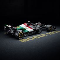 official-alfa-romeo-f1-team-stake-c43-italian