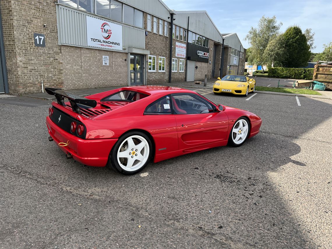 sold-1998-ferrari-355-challenge