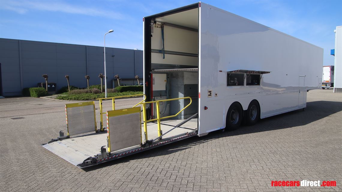 burgers-rebuilt-double-deck-race-trailer