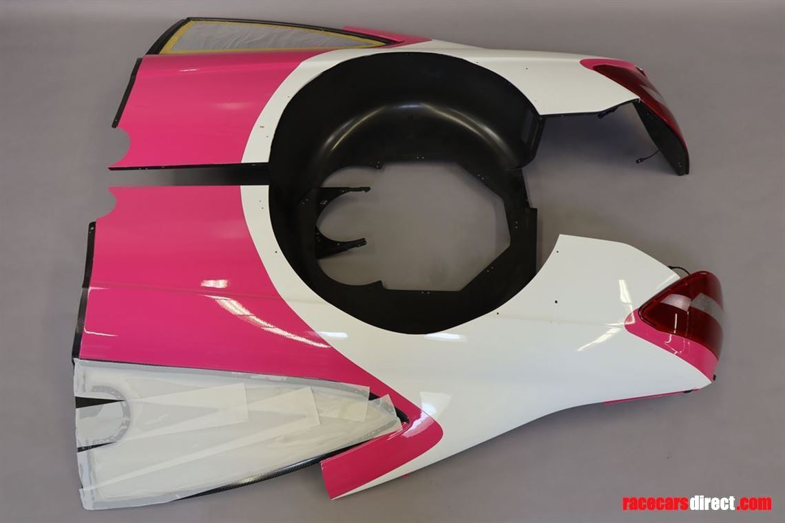 mercedes-benz-dtm-2012-side-wall