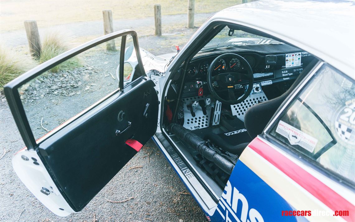 rothmans-replica-scrs-race-car
