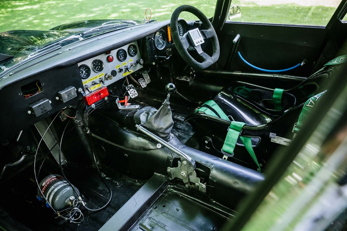 pre-63-flat-floor-fia-e-type-with-fresh-sigma