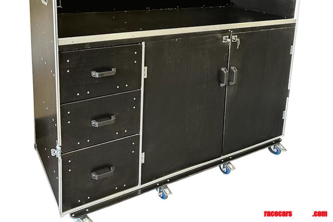 vmep-large-hospitality-flight-case---vme-hc16
