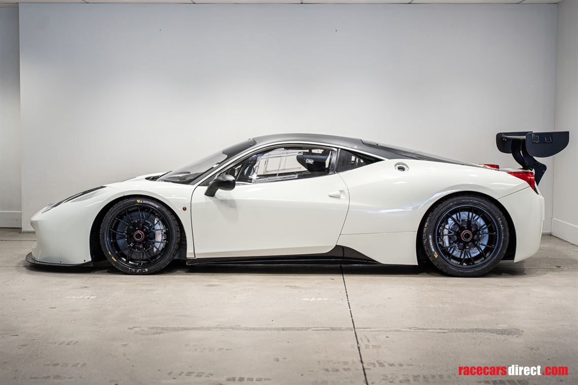 2011-ferrari-458-challenge-evo