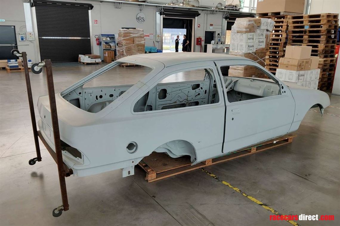 ford-sierra-cosworth-rs-rs500-motorsport-body