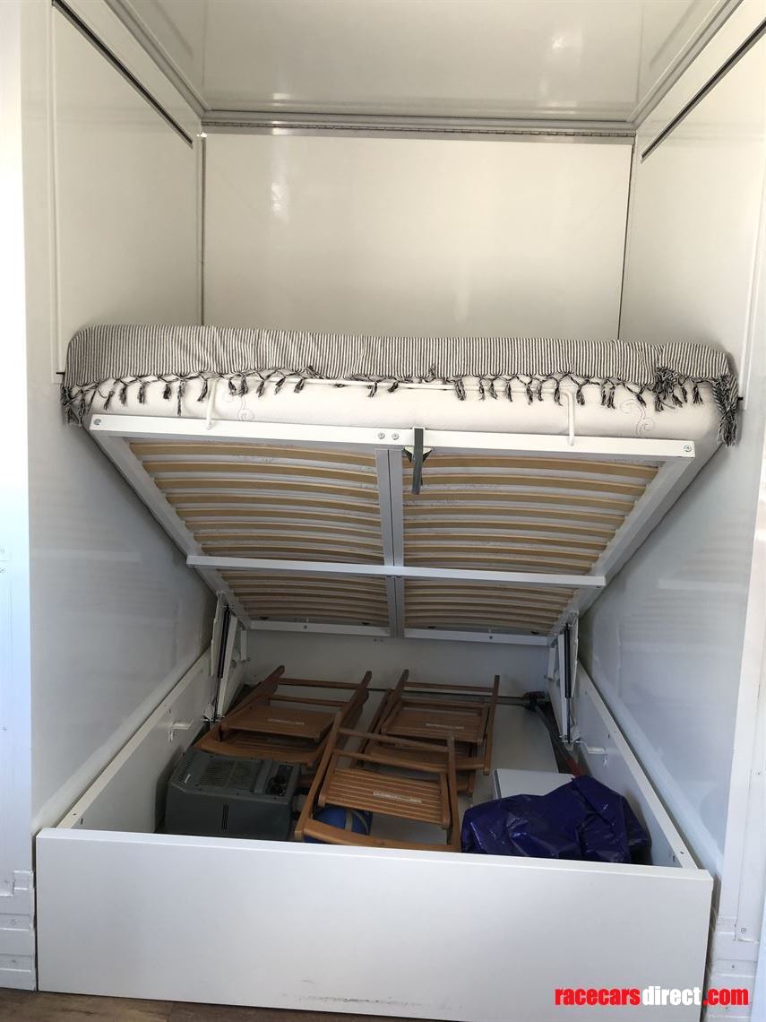 luxury-racetrailer-motorhome