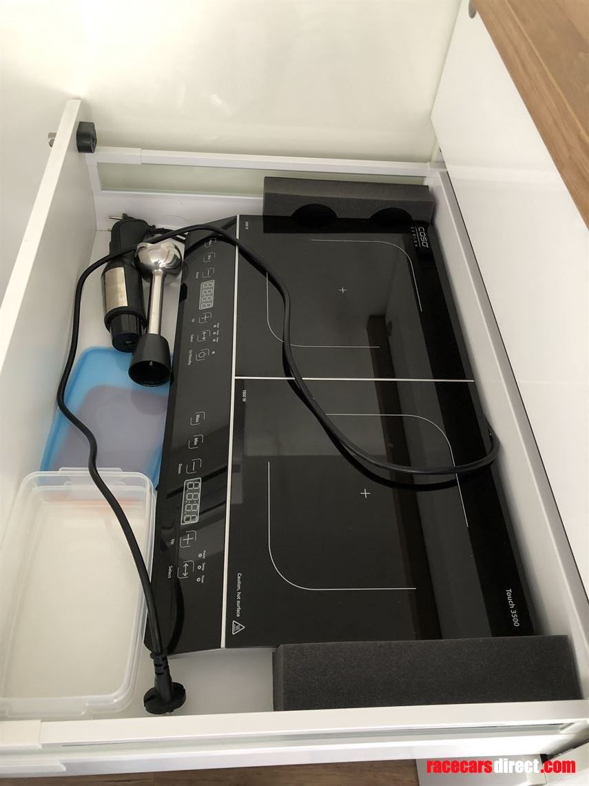 luxury-racetrailer-motorhome