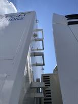 luxury-racetrailer-motorhome