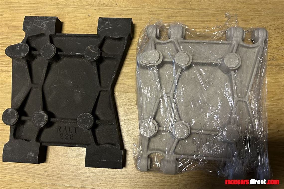 ralt-rt1-or-rt4-cast-undercarriage