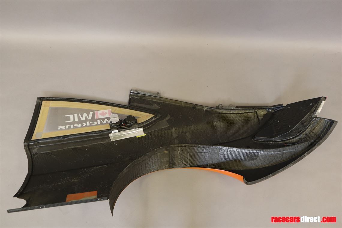 mercedes-benz-dtm-2015-side-wall-right-silver