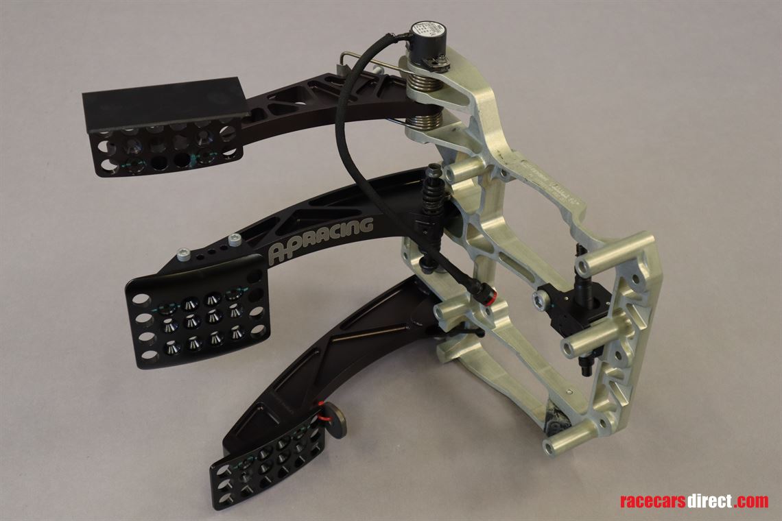 mercedes-benz-dtm-2012---2017-pedal-system