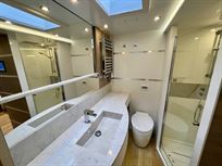 stx-motorhome-with-2-pop-outs-and-garage