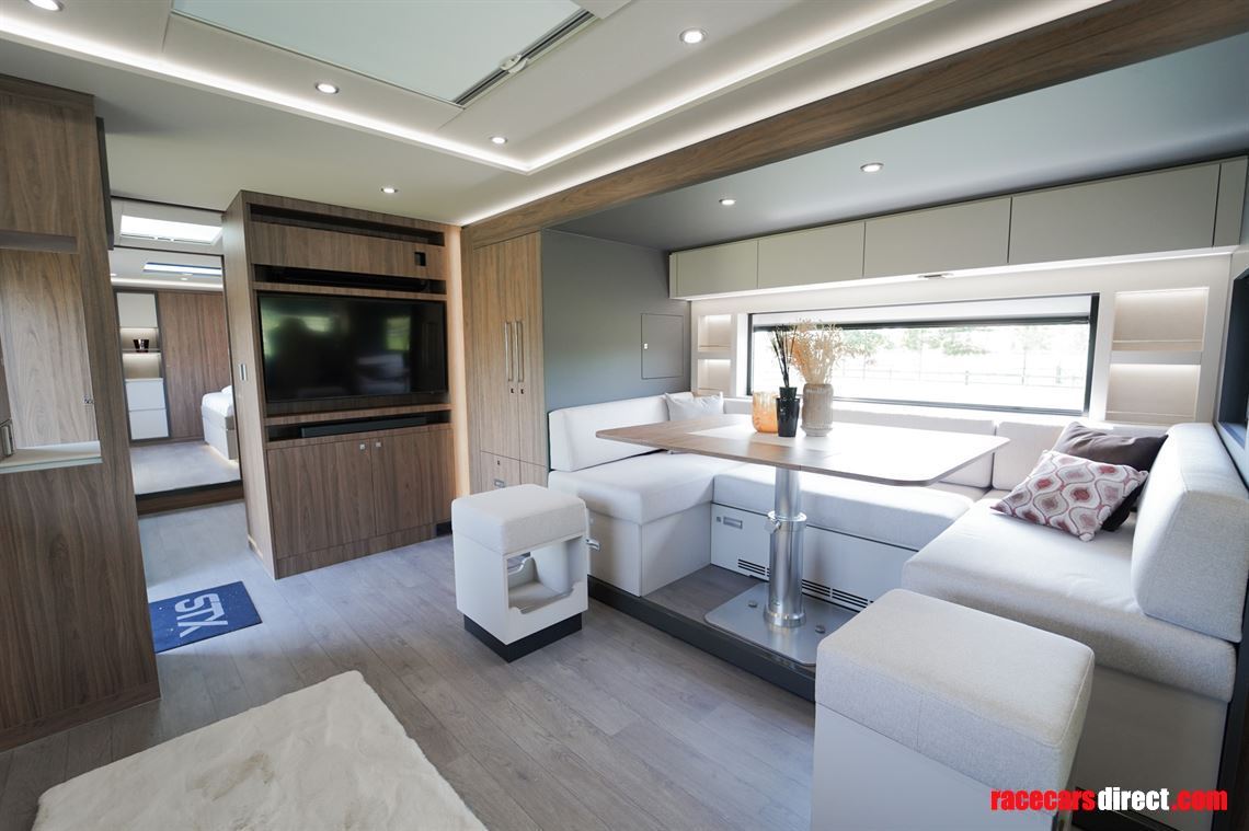 new---stx-motorhome-for-sale---3-large-pop-ou