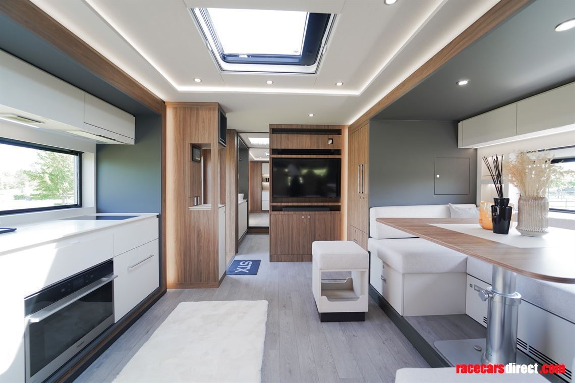 new---stx-motorhome-for-sale---3-large-pop-ou