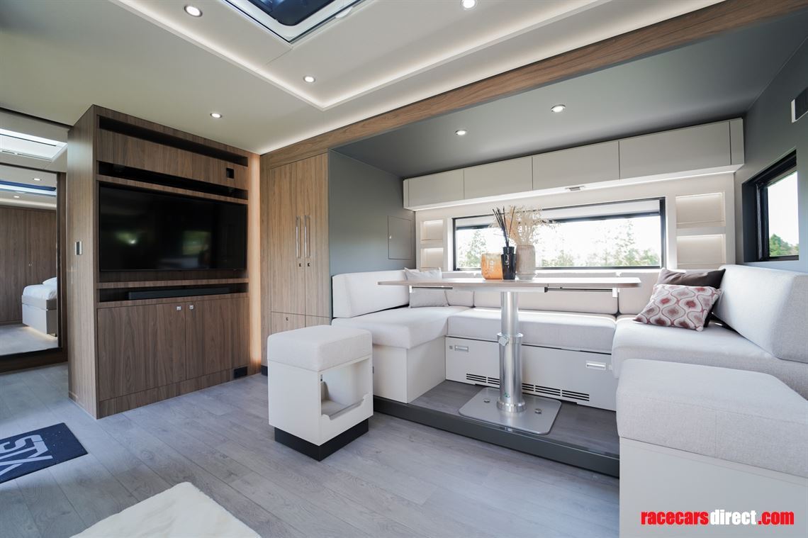 new---stx-motorhome-for-sale---3-large-pop-ou