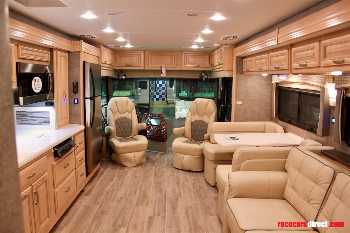 forest-river-berkshire-38a