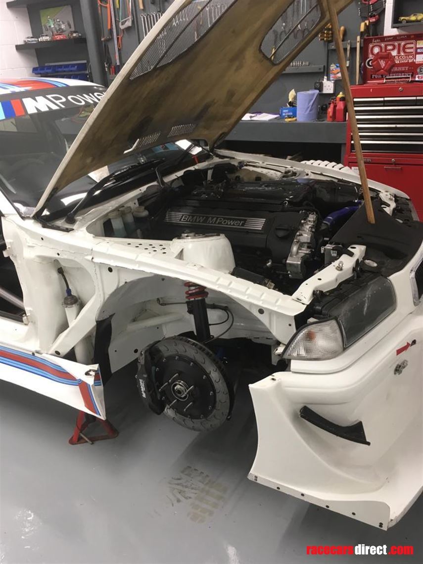bmw-e36-m3-gtr