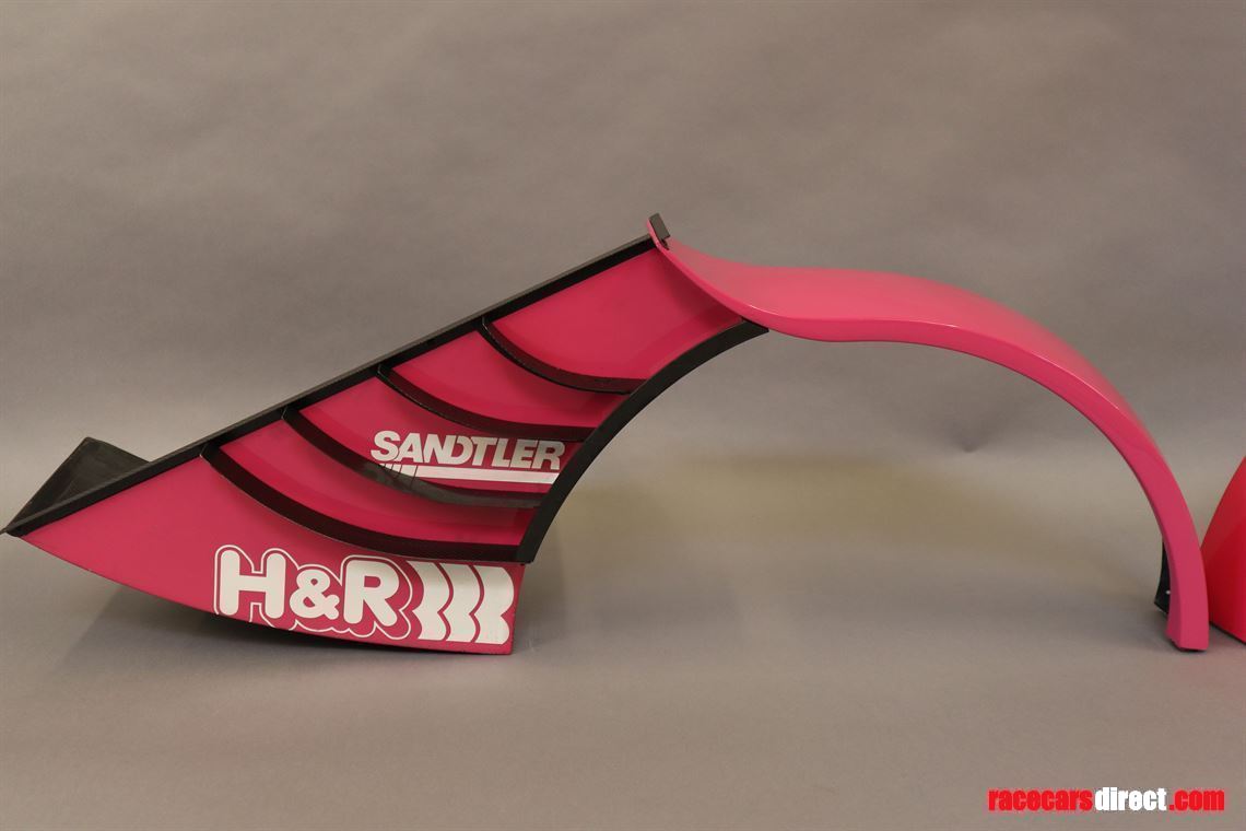 mercedes-benz-dtm-2008-wheel-arch-extension