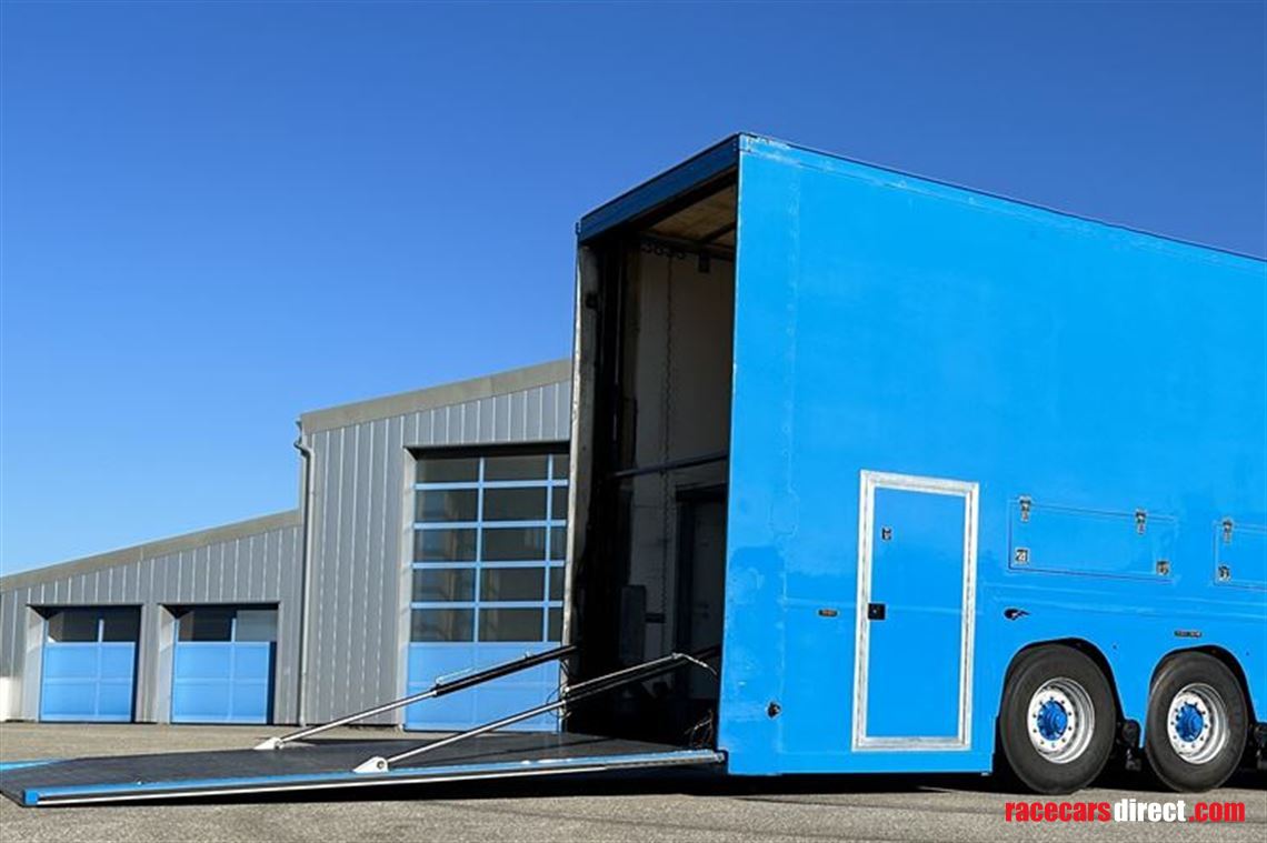 racetrailer---3-cars-living-double-deck