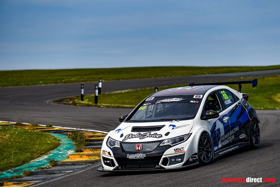 honda-civic-type-r-fk2-tcr-car-now-sold