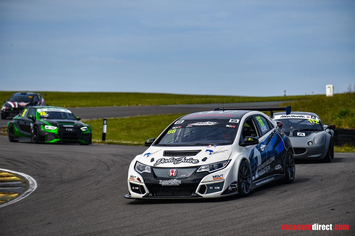 honda-civic-type-r-fk2-tcr-car-now-sold