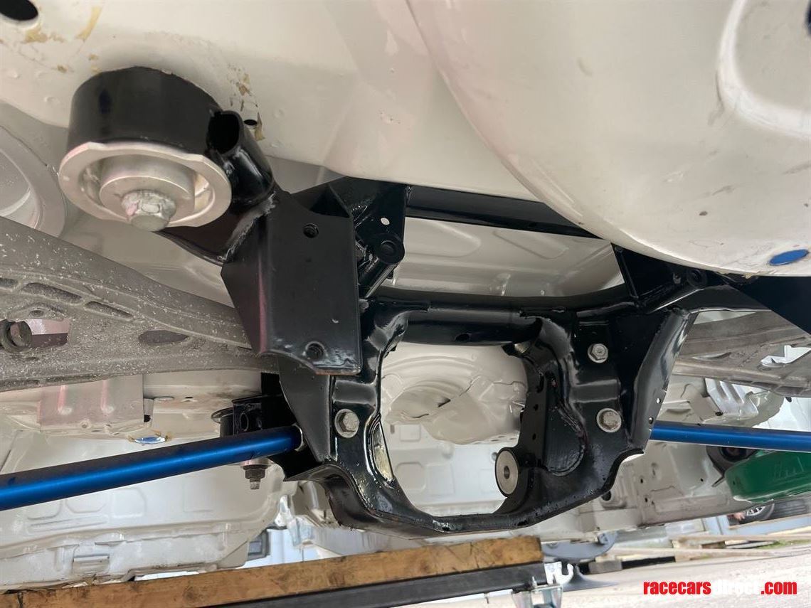 bmw-e46-m3-caged-shell