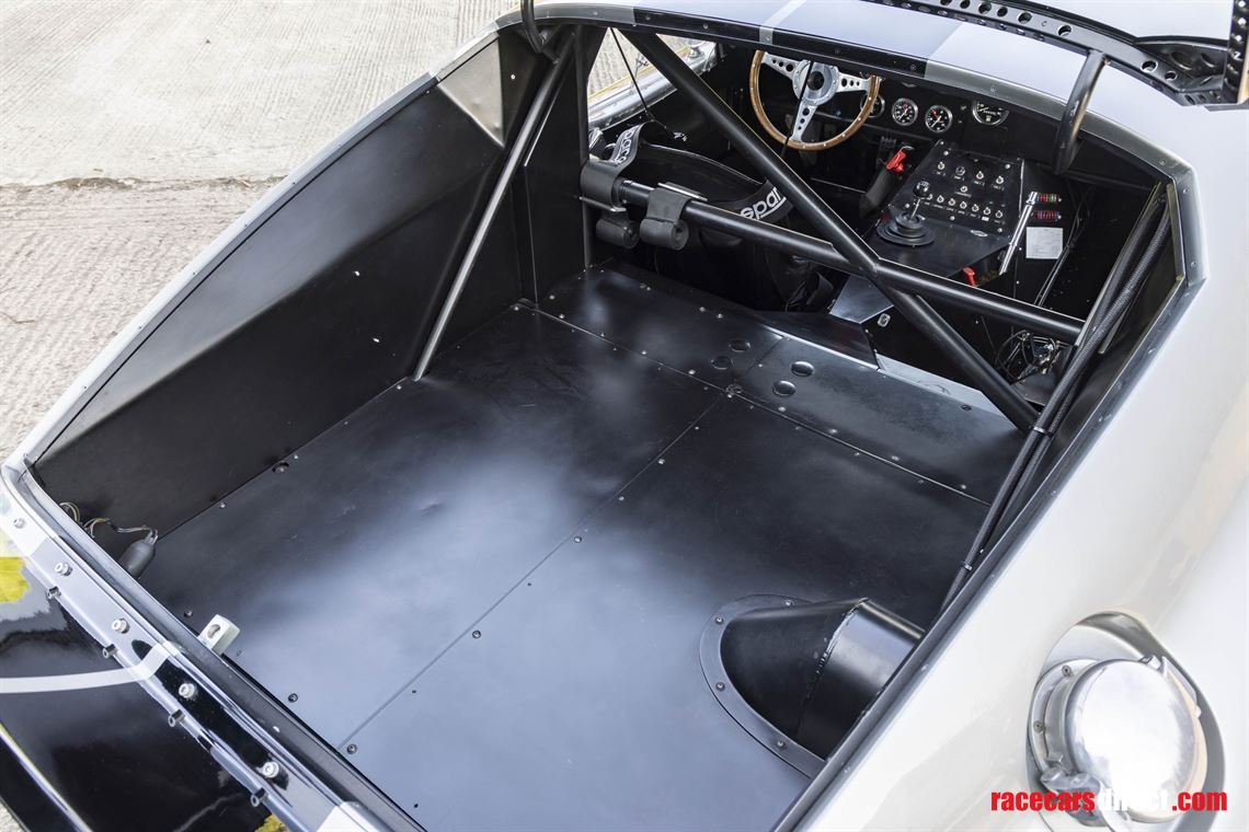 1964-shelby-cobra-daytona-coupe