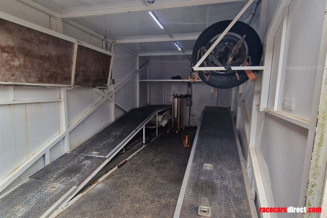 covered-tilt-bed-trailer-with-awning