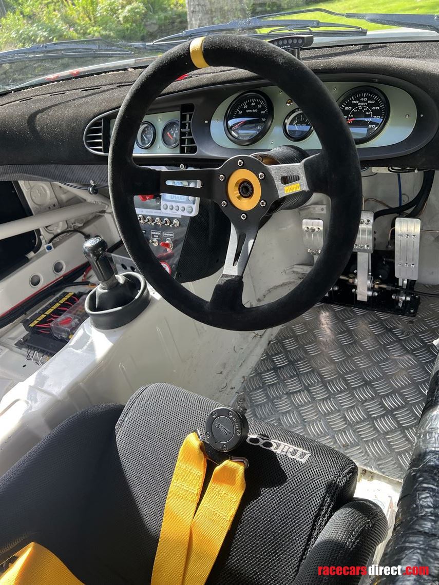 porsche-944-s2-race-car