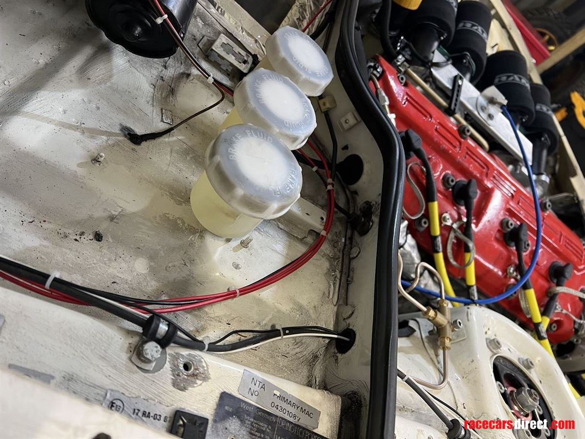 porsche-944-s2-race-car