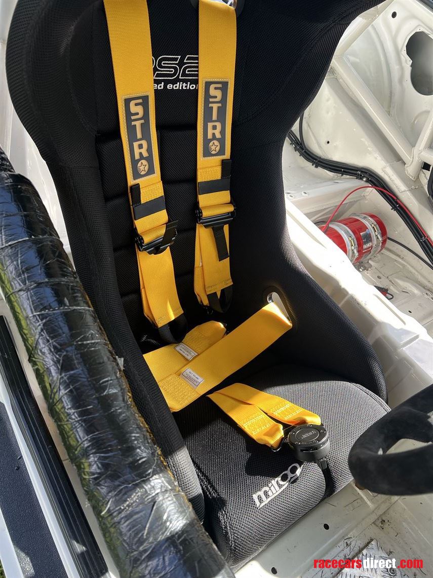 porsche-944-s2-race-car