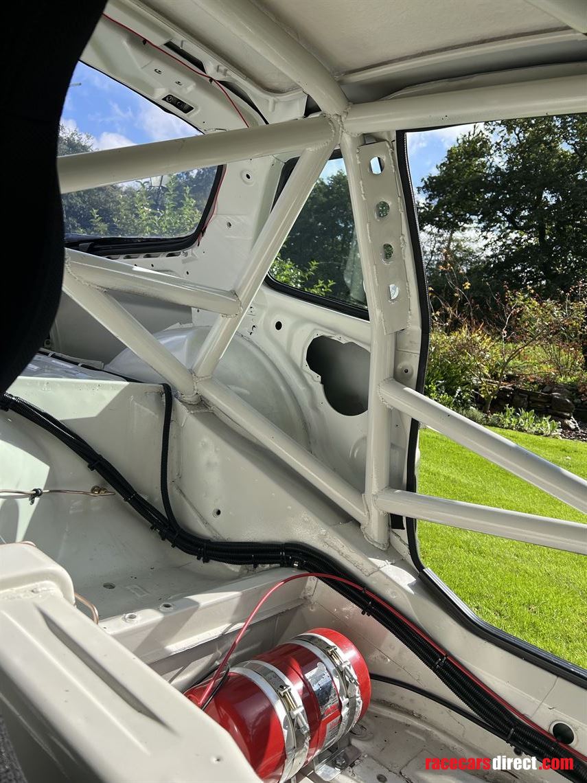 porsche-944-s2-race-car