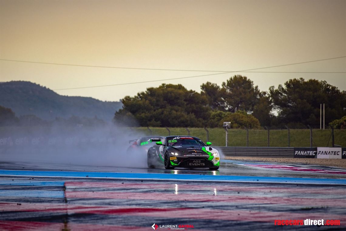 aston-martin-vantage-gt4