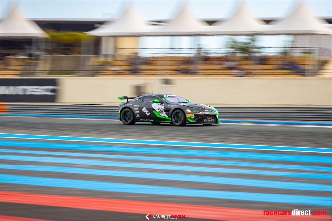 aston-martin-vantage-gt4